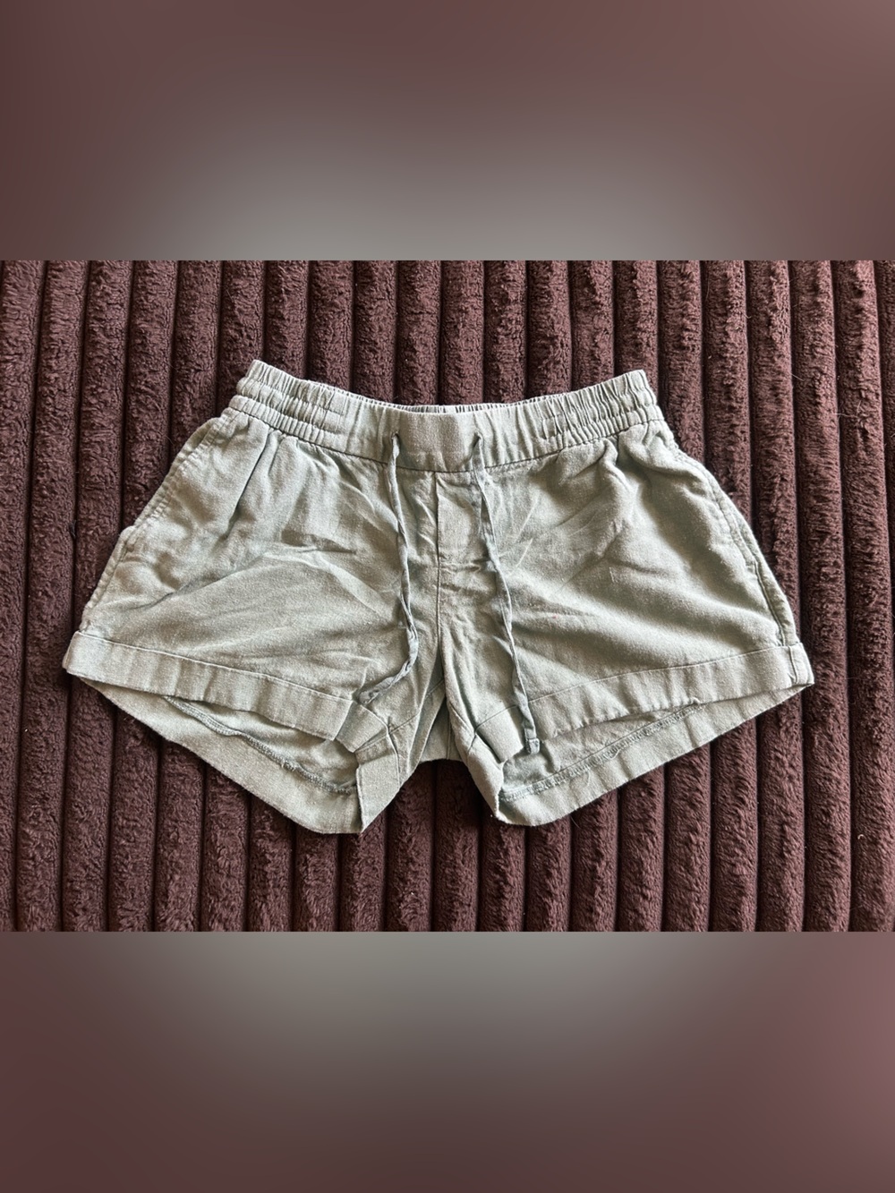 Old Navy Women’s Light Sage Elastic-Waist Athletic Shorts
